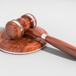 Jak wybrać odpowiedniego tłumacza przysięgłego